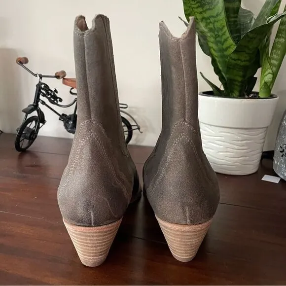 FREE PEOPLE New Frontier Chelsea Leather Boots Washed Taupe Pointed Toe 7.5 NEW!