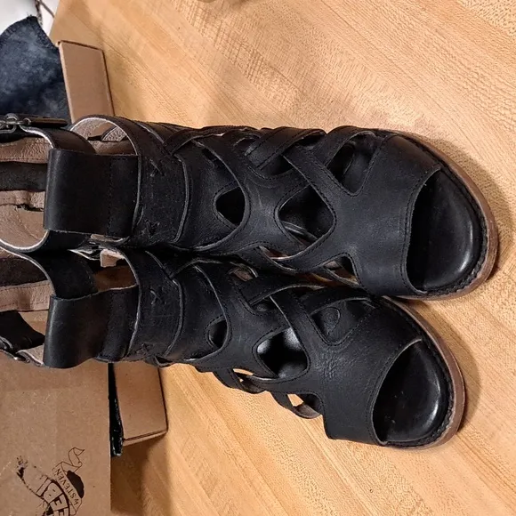 Freebird Gazelle Sandals