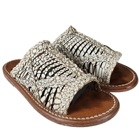 Freebird- Willow Women's White &amp; Brown Leather Sandals Distressed, Size 7