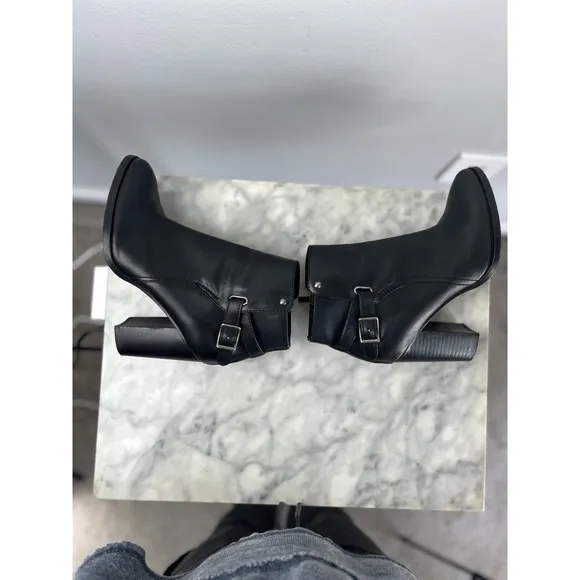Frye Claude Jodhpur Black Leather Buckle Detail Heeled Booties Size 6.5 Classic