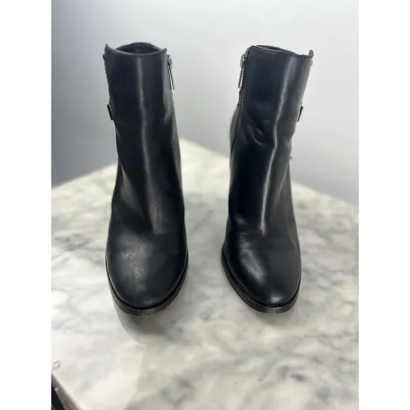 Frye Claude Jodhpur Black Leather Buckle Detail Heeled Booties Size 6.5 Classic