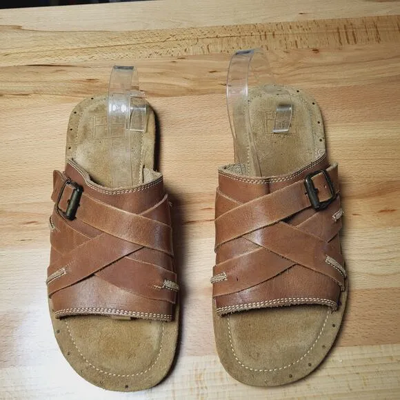 Frye Distressed Leather Buckle Sandals Size 11D