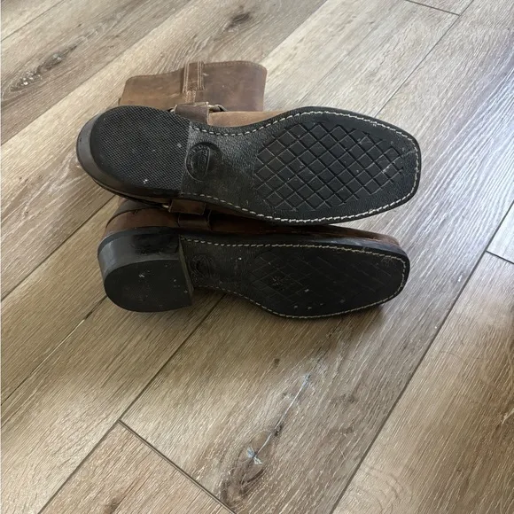 Frye Harness 12R boot like new
