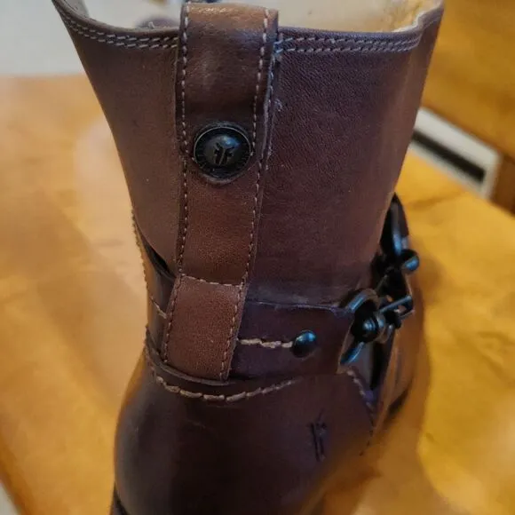 Frye harness ankle boots size zip size 6.5