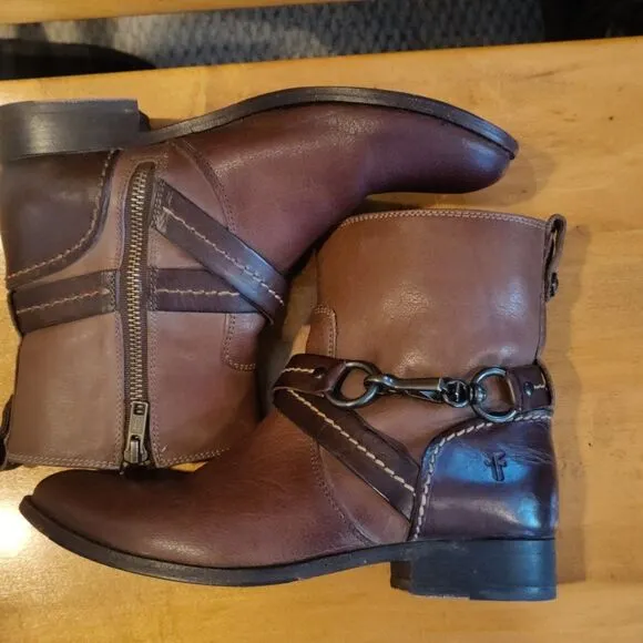 Frye harness ankle boots size zip size 6.5