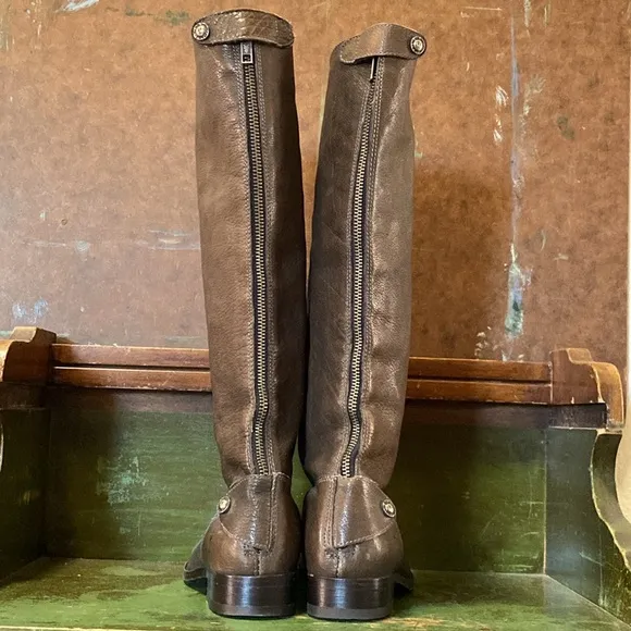 Frye Melissa Button Leather Back Zip Boots- Size 8