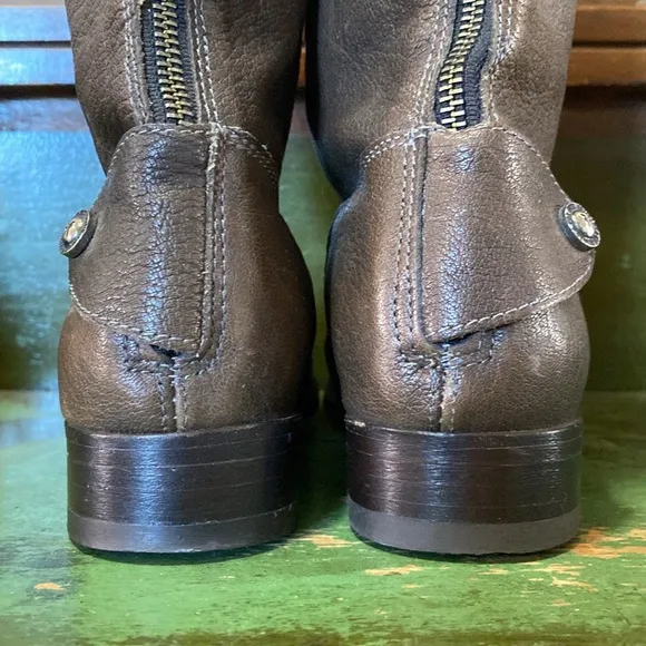Frye Melissa Button Leather Back Zip Boots- Size 8