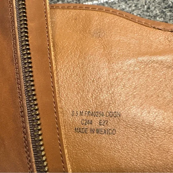 Frye Women’s Melissa Button Leather Tall Riding Boots Size 8.5