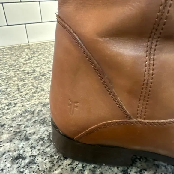 Frye Women’s Melissa Button Leather Tall Riding Boots Size 8.5