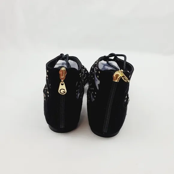 G by Guess Gleidah black studded lace up sandals size 8.5