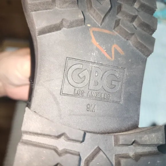 GBG LOS ANGELES EUC WOMENS SZ 9M CHUNKY HEEL MOTO BOOTS