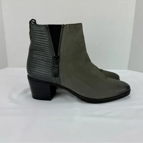 Gerry Weber / Josef Siebel Gray Black Ankle Boots Size 38 EU US 7.5 Chunky Heel