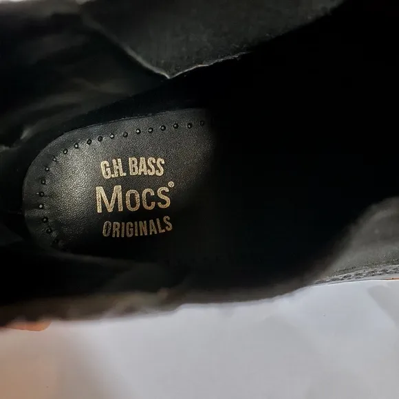 G.H. Bass &amp; Co. Black Ankle Boots with Chunky Sole Women's Size 10 Croc Embossed