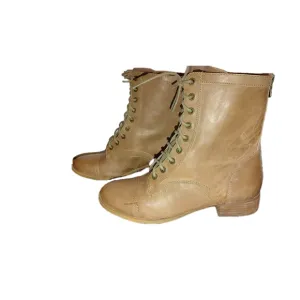Gianni Bini March-On 251 Combat Boots Size 8.5M