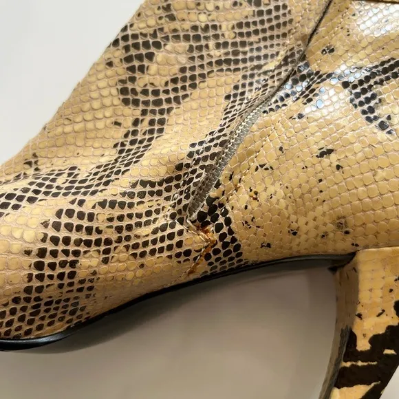Gianni Bini snakeskin pointed toe Heeled Boots