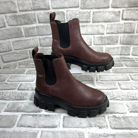 Gianni Bini  Women's Size 7 Plum Leather Lug Sole Chelsea Platform Chunky Boots