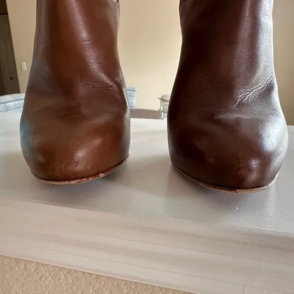 Gianvito Rossi Classic Saddle Brown Booties