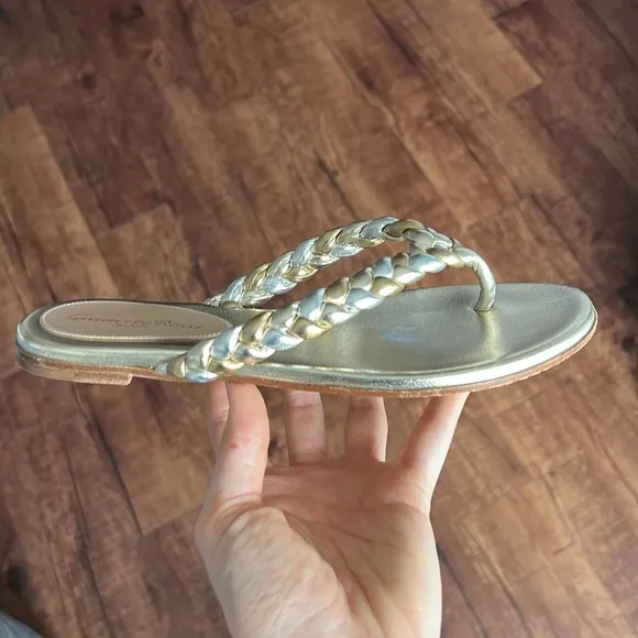 Gianvito Rossi tropea leather flip flops braided sandals metallic gold &amp; silver