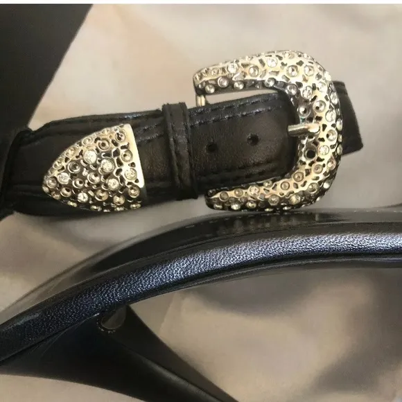 Giuseppe Zanotti Sandals W/Studded Buckle 7.5B New