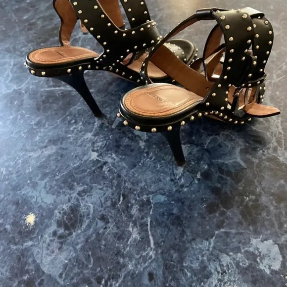 Givenchy Elegant Studded Leather Sandals Heels