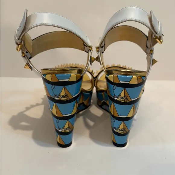 Glamorous Gold and White Platform Sandals with Pearl Accents