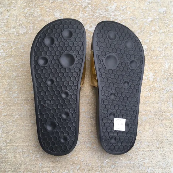 Gold Kids Puma Ledcat Jr Slides