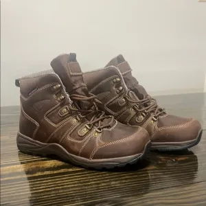 Great condition DREW brand Trek waterproof proof leather boots
