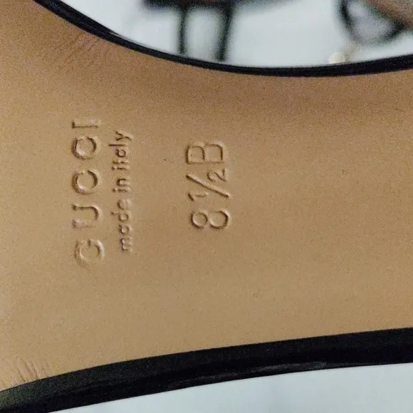 GUCCI Sand Pelle Vernice Soft Metal Sandals