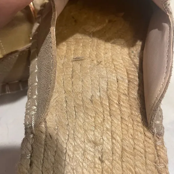 Hand Made Slip on Tan &amp; Cream Mule Espadrille Loafers Size 7 Like New!