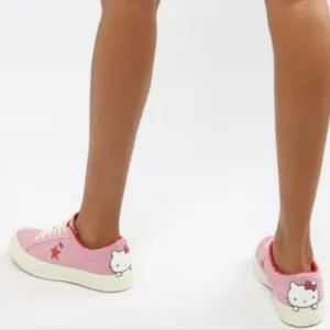 Hello Kitty × Converse One Star Suede Low Top Lace Up Sneakers