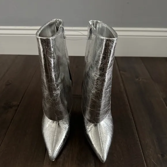 I.N.C. International Concepts Sabeel Cuff Silver Stiletto Booties 8.5 NWOT