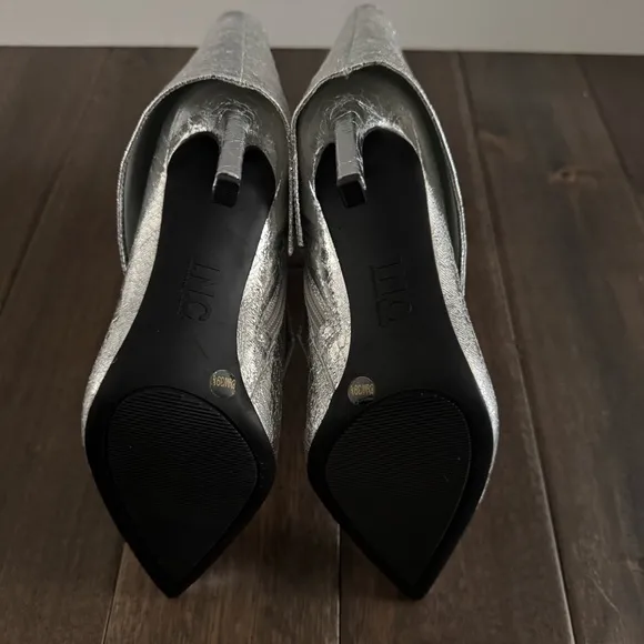 I.N.C. International Concepts Sabeel Cuff Silver Stiletto Booties 8.5 NWOT