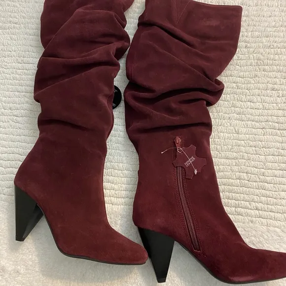 INC Women’s Gerii Suede Pointed Toe Knee High Boots  size 6.5 M‎