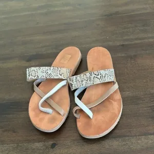 Iris genuine, leather Greek handmade sandals size 39 or 8.5
