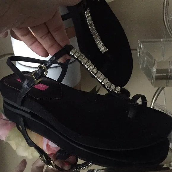 Isaac Mizrahi Sandals