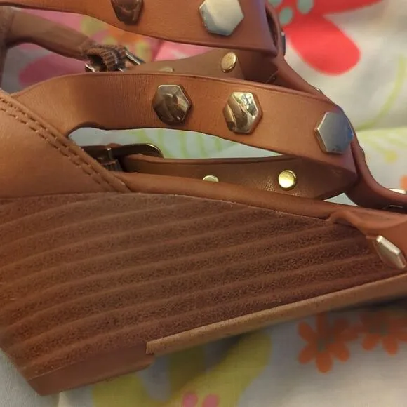 Isola women's brown leather gladiator sandals size 8