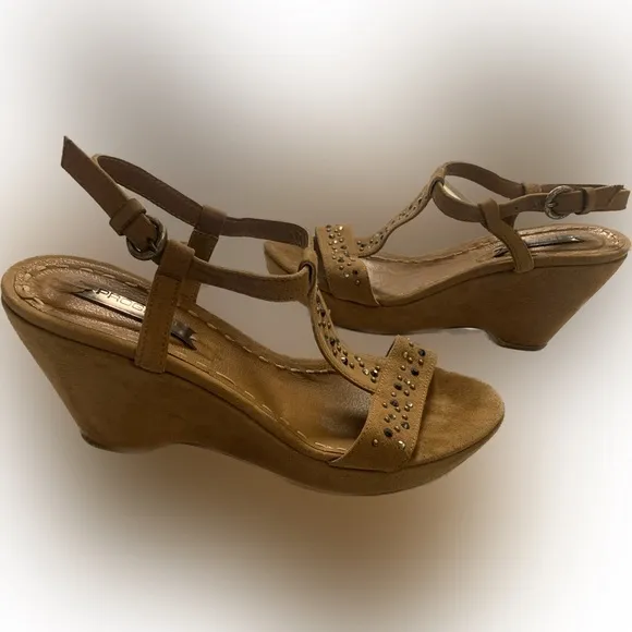 Italian Rich Brown Genuine Leather Suede Progetto Studded Wedge Sandals 38 7.5