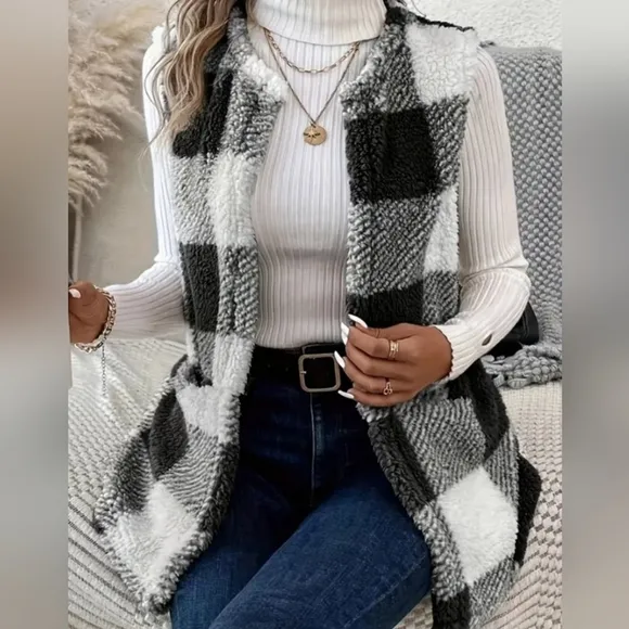 Ivy Sherpa Vest Coat - Black