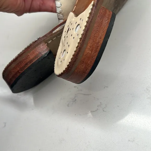 Jack Rogers Palm Beach (Bone/White) Women's Sandals Size 5