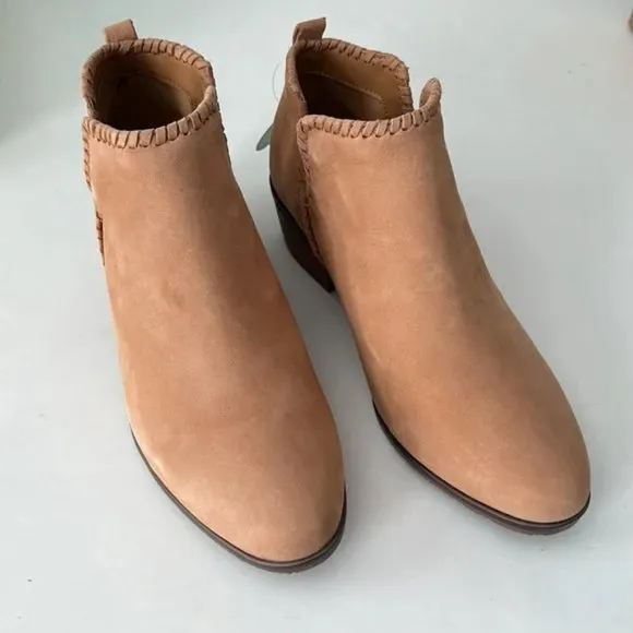 Jack Rogers Suede Ankle Boots Tan Oak Waterproof Layla Booties size 8.5 NEW
