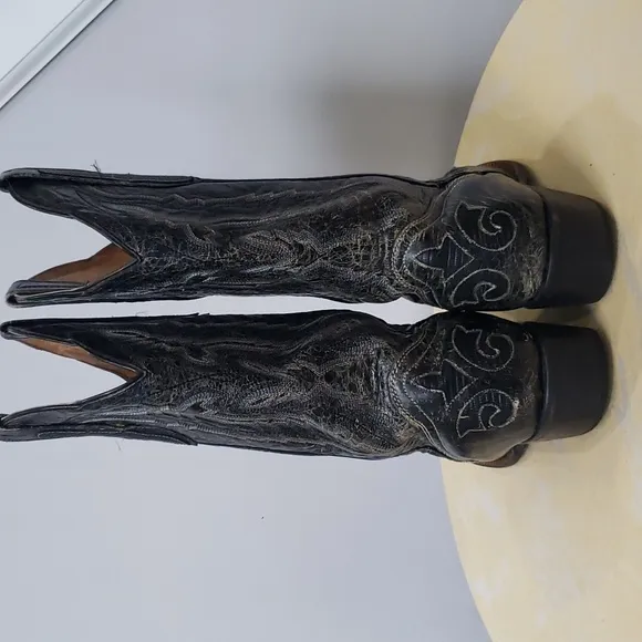 JB Dillon Western Cowboy Boots Mens sz 10.5 Goat Tooled Distressed Leather Black