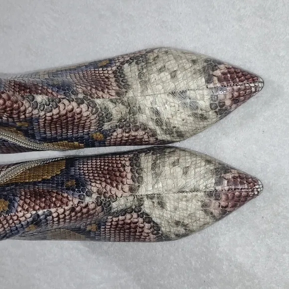Jeffrey Campbell Coma 3 Pointed Toe Snake Print Boots Size 6
