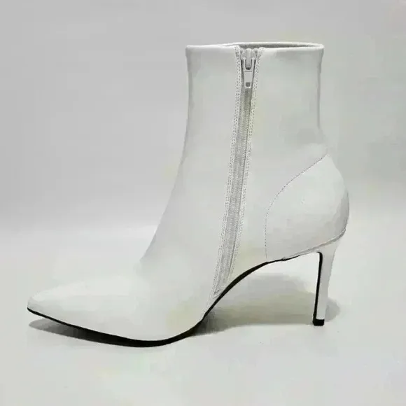 Jeffrey Campbell women’s daring vegan pointed toe booties size 5.5