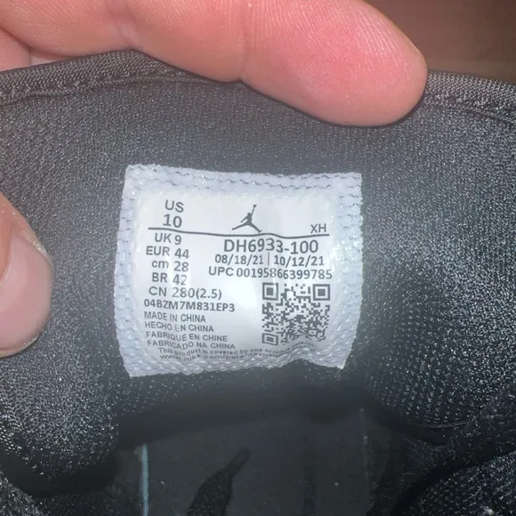 Jordan 1 mid diamond size 10.5