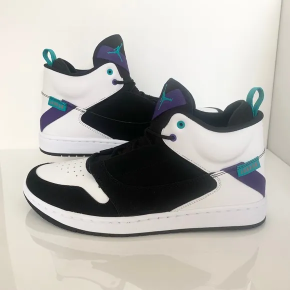 Jordan Fadeaway Basketball Sneakers