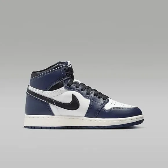 Jordan Grade School Air Jordan 1 High OG Basketball Sneakers Size 6.5Y