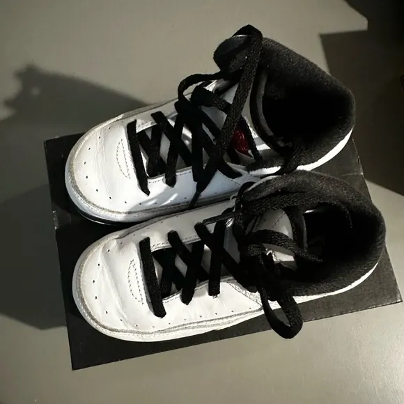 Jordan Retro 2 toddler