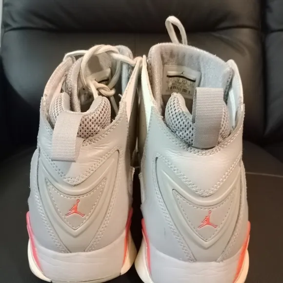Jordan True Flight Basketball Sneakers white wolf grey size 13