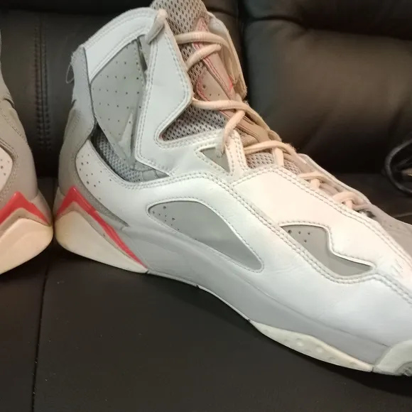 Jordan True Flight Basketball Sneakers white wolf grey size 13
