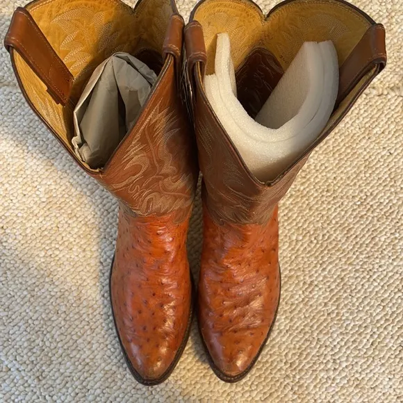 Justin Men's Cognac Ostrich Western Boots - Pointed Toe men’s 9D